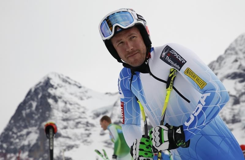 © Reuters. Miller of the US is seen before the start to the men's Alpine Skiing World Cup Downhill training in Wegen