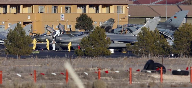 © Reuters. El accidente del F-16 en Albacete se debió a una avería