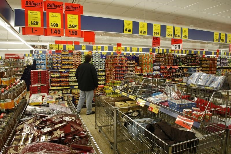 © Reuters. أسعار المستهلكين في ألمانيا تنكمش في يناير للمرة الأولى منذ 2009