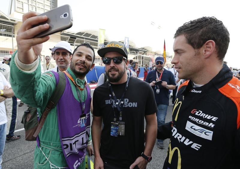 © Reuters. Todas las miradas estarán puestas sobre Alonso y McLaren en Jerez