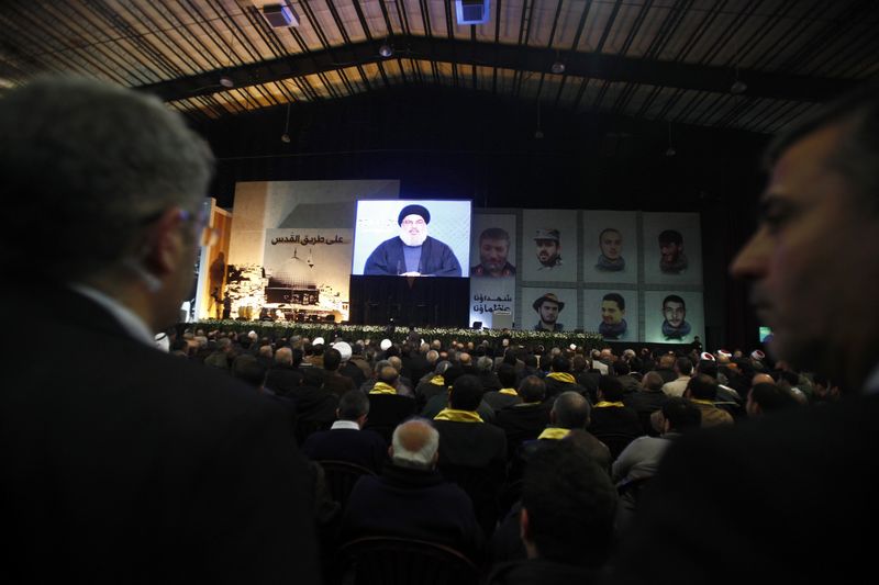 © Reuters. Líder do Hezbollah Nasrallah faz discurso a apoiadores 