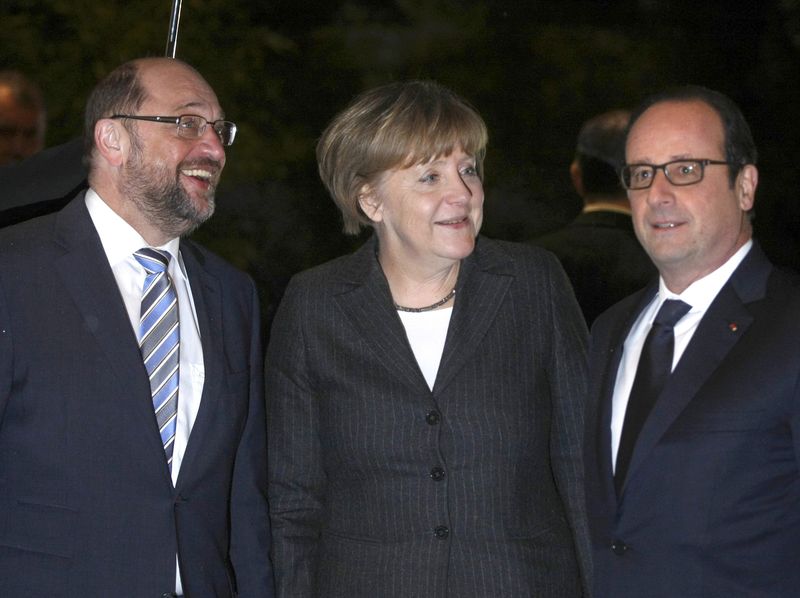 © Reuters. CONVERGENCE DE VUES ENTRE PARIS ET BERLIN SUR LE DOSSIER GREC