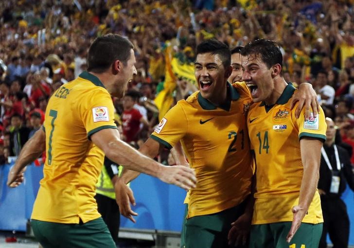 © Reuters. استراليا تهزم كوريا الجنوبية وتفوز بكأس آسيا لكرة القدم