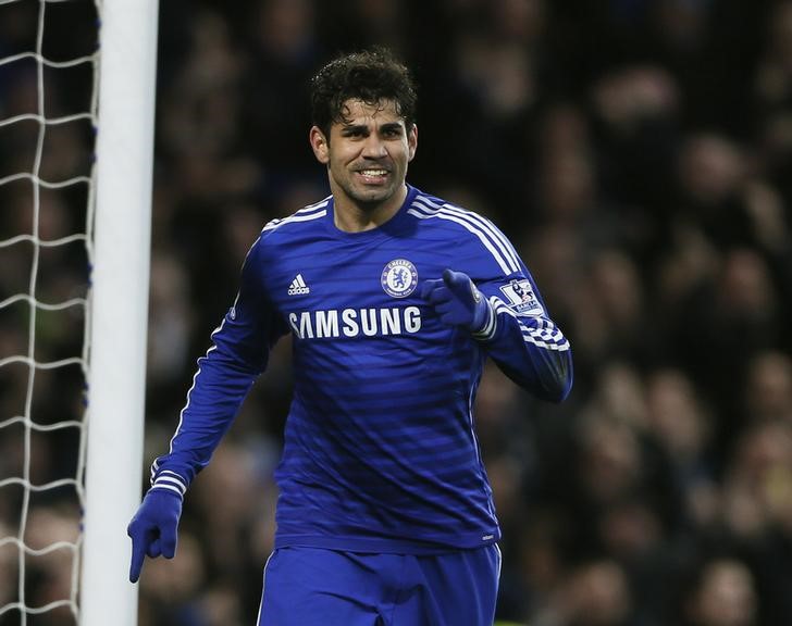 © Reuters. Chelsea's Diego Costa celebrates his goal during their English Premier League soccer match against Newcastle United at Stamford Bridge in London