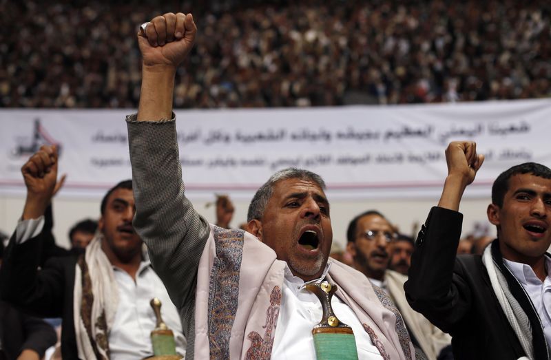 © Reuters. الحوثيون يمهلون الأحزاب اليمنية ثلاثة أيام لحل الأزمة