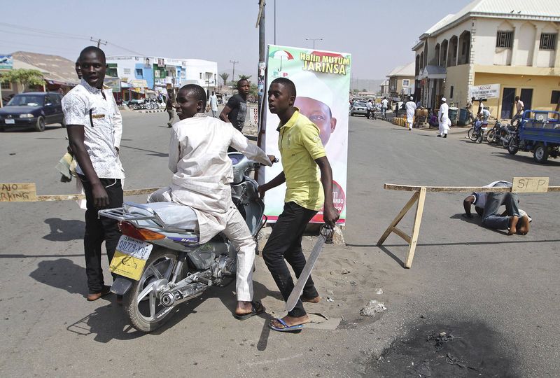 © Reuters. شهود: بوكو حرام تهاجم مدينة كبرى في شمال شرق نيجيريا
