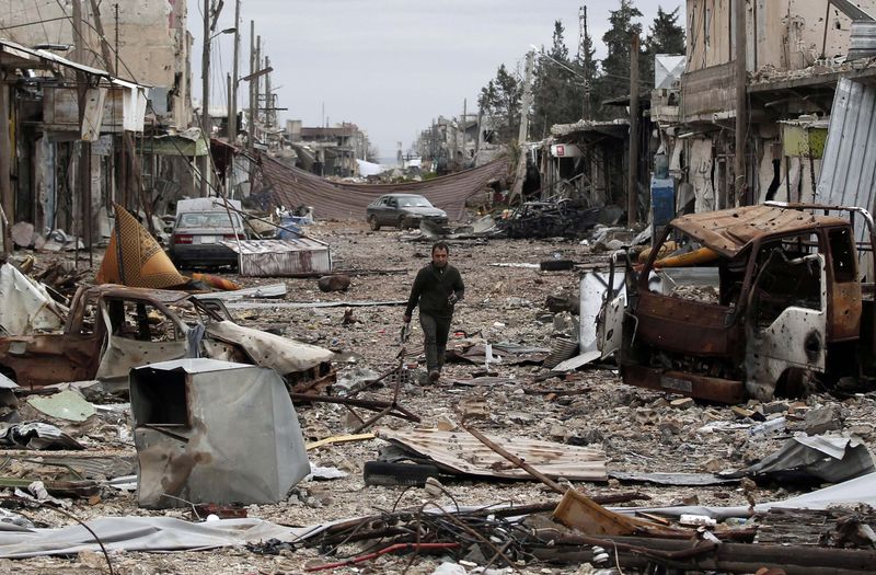 © Reuters. Ruas da cidade de Kobani, no norte da Síria