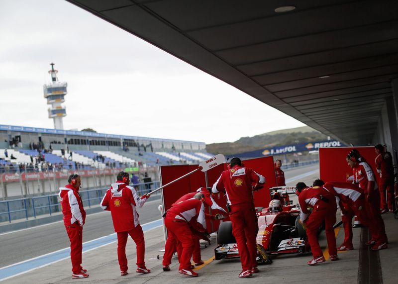 © Reuters. Sebastian Vettel durante testes pré-temporada na Espanha