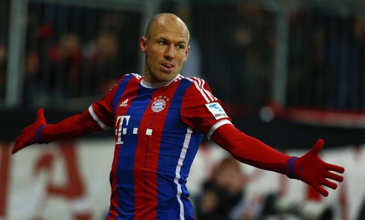 © Reuters. Arjen Robben comemora gol