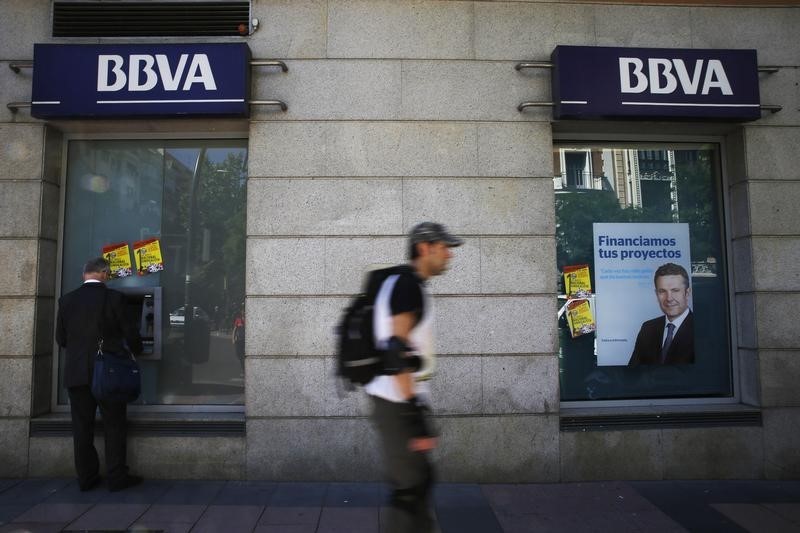 © Reuters. El beneficio de BBVA 2014 sube 25,7% por menores provisiones            