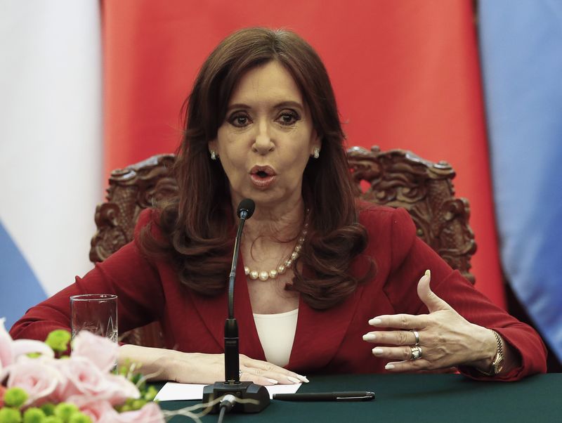 © Reuters. Presidenta argentina bromea en Twitter sobre pronunciación de los chinos