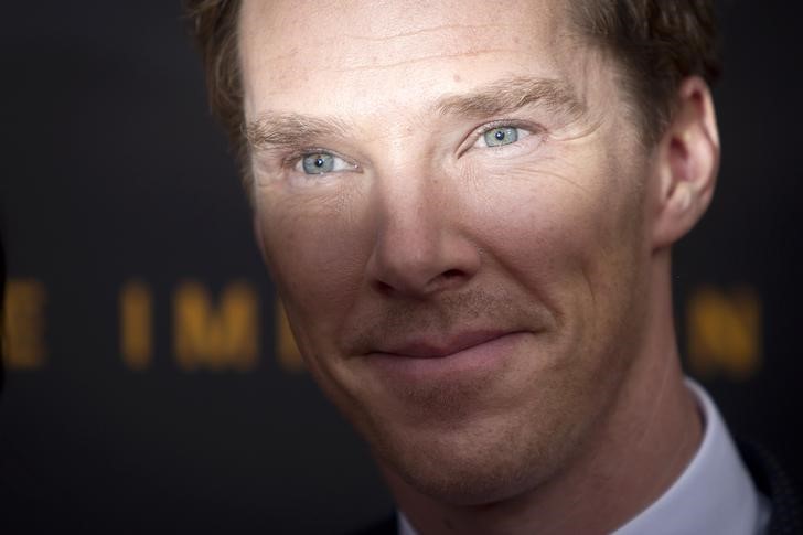 © Reuters. Ator Benedict Cumberbatch chega para estreia do filme "O Jogo da Imitação" em Nova York