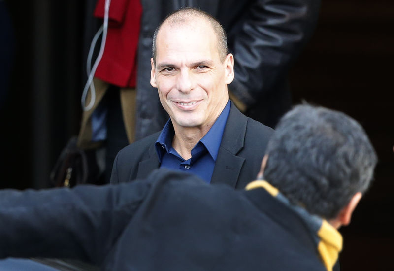 © Reuters. Greek Finance Minister Varoufakis arrives at the German Finance Ministry in Berlin