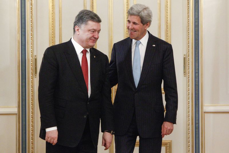 © Reuters. كيري: أمريكا ستواصل مراقبة تحركات روسيا في شرق أوكرانيا