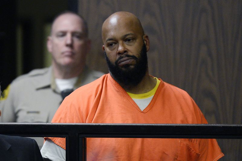 © Reuters. "Suge" Knight em julgamento em Compton, Califórnia