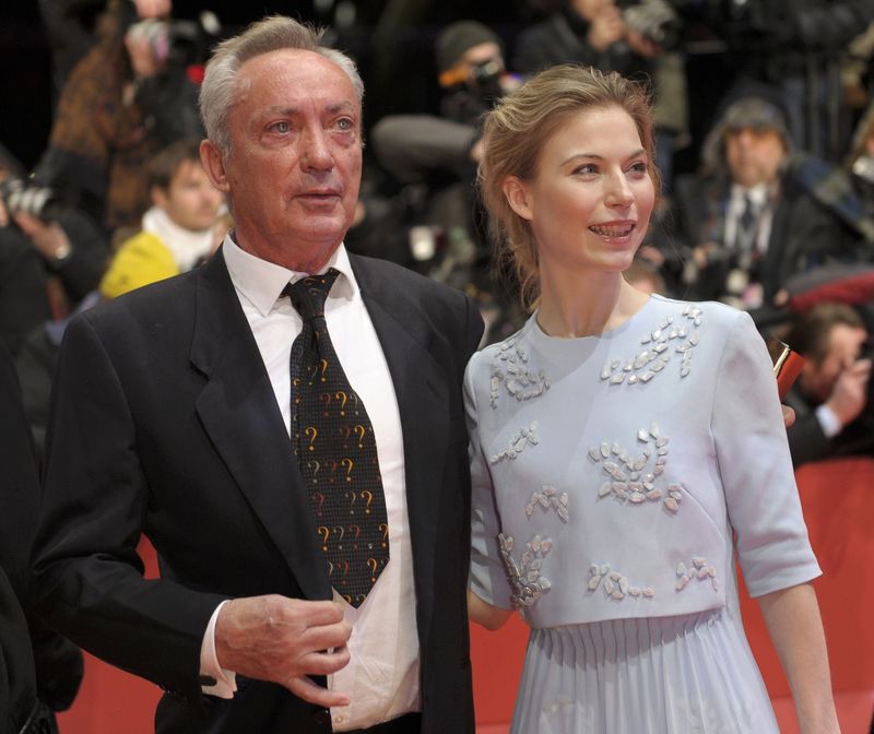 © Reuters. Actors Kier and Von Waldstaetten arrive for screening during opening gala of 65th Berlinale International Film Festival in Berlin