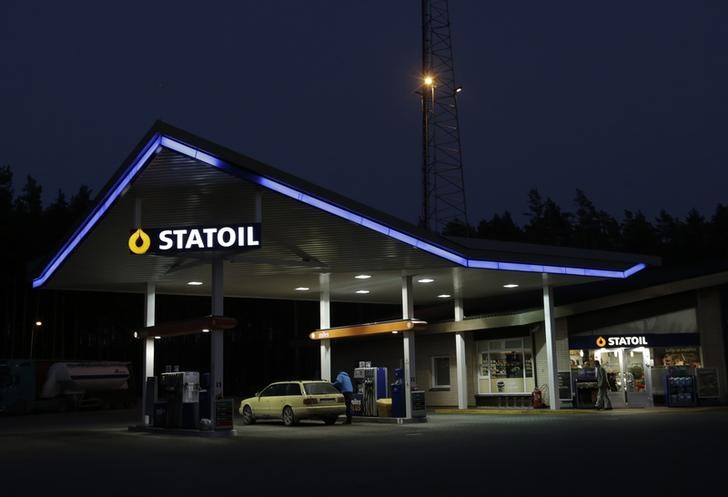 © Reuters. АЗС Statoil в Латвии