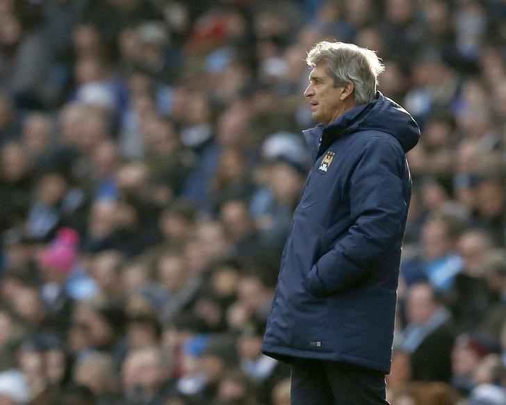 © Reuters. Manchester City manager Manuel Pellegrini reacts during their English Premier League soccer match against Crystal Palace at the Etihad Stadium in Manchester