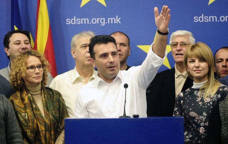 © Reuters. Macedonia's chief opposition leader Zaev speaks to the media in Skopje