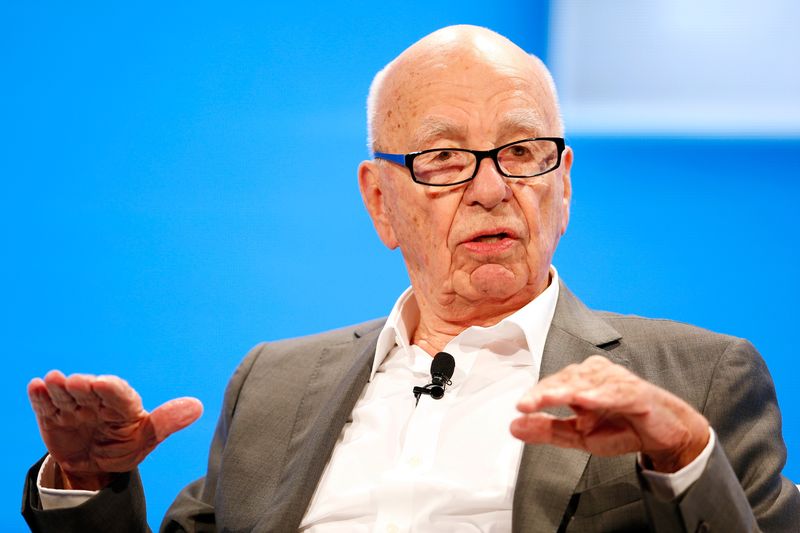 © Reuters. Rupert Murdoch, Executive Chairman News Corp and Chairman and CEO 21st Century Fox speaks at the WSJD Live conference in Laguna Beach in this file photo