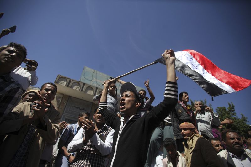 © Reuters. حزبان ينسحبان من محادثات الأزمة في اليمن بعد تهديدات من الحوثيين