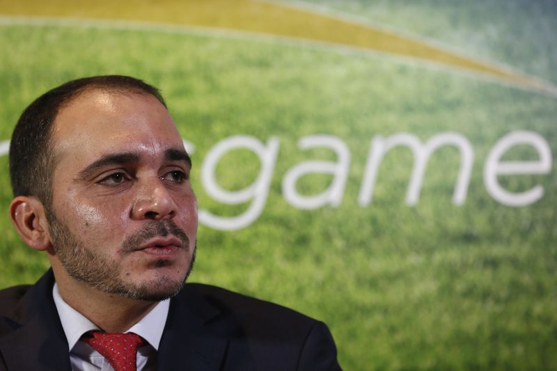 © Reuters. Jordan's Prince Ali Bin Al-Hussein, FIFA's Asian vice president and chairman of the Jordan Football Association, attends a news conference in central London