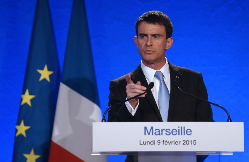 © Reuters. French Prime Minister Valls attends a news conference at the Prefecture in Marseille