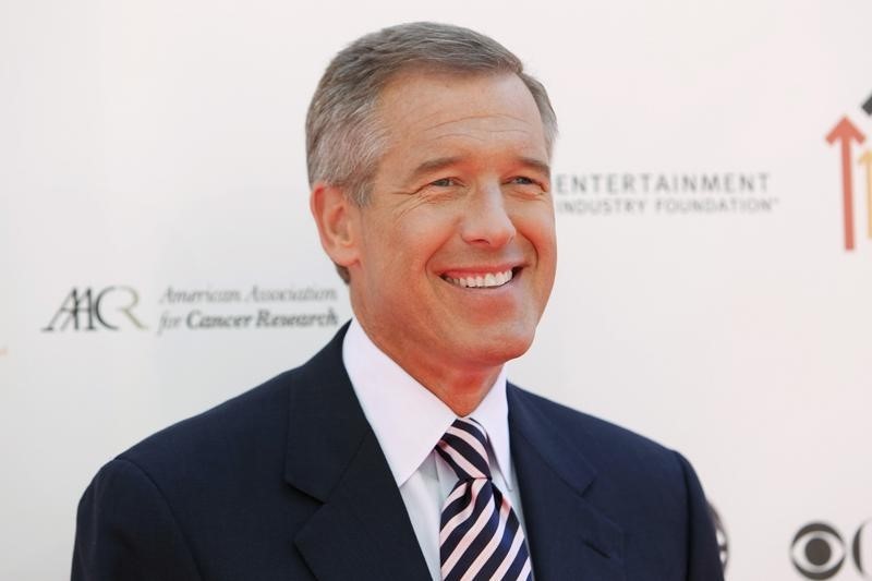 © Reuters. NBC news anchor Brian Williams poses at the "Stand Up To Cancer" television event in Culver City, California