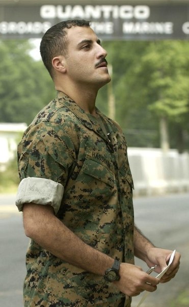 © Reuters. بدء محاكمة جندي أمريكي اتهم بالهروب من الخدمة مرتين إلى لبنان
