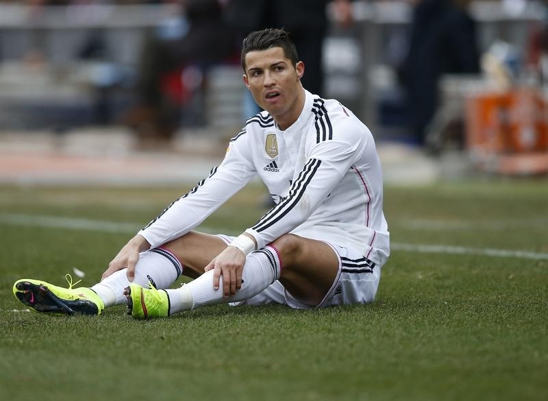 © Reuters. Atacante Cristiano Ronaldo, Real Madrid, durante jogo contra o Atlético