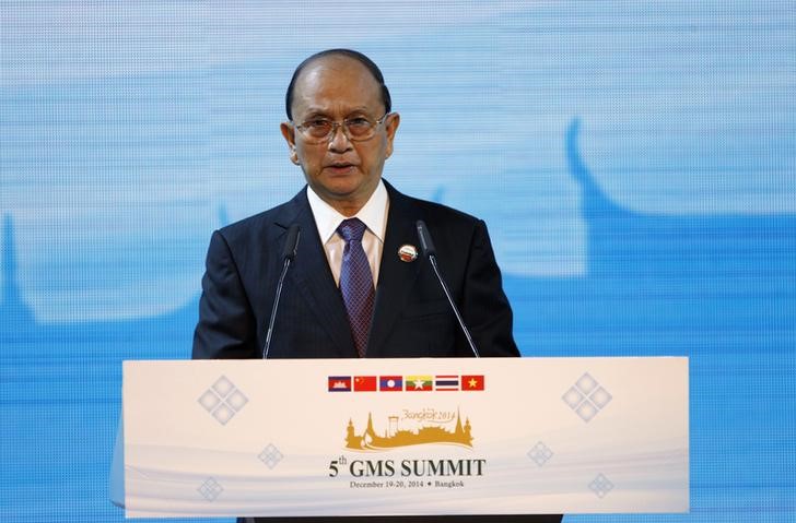 © Reuters. Myanmar's President Thein Sein speaks during the opening ceremony of the 5th Greater Mekong Subregion (GMS) Summit at a hotel in Bangkok