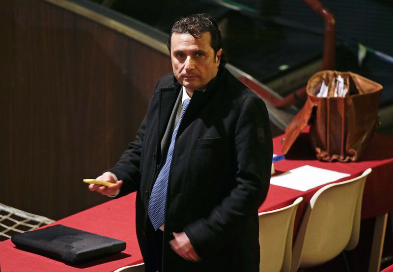 © Reuters. Capitão do Costa Concordia, Francesco Schettino, durante seu julgamento em Grosseto