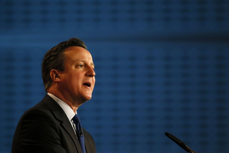 © Reuters. Britain's Prime Minister David Cameron speaks at the British Chambers of Commerce annual meeting in central London