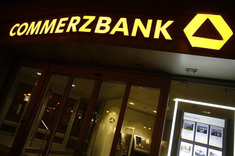 © Reuters. HAUSSE DU BÉNÉFICE NET DE COMMERZBANK AU 4E TRIMESTRE