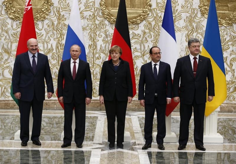 © Reuters. Líderes reunidos em Minsk