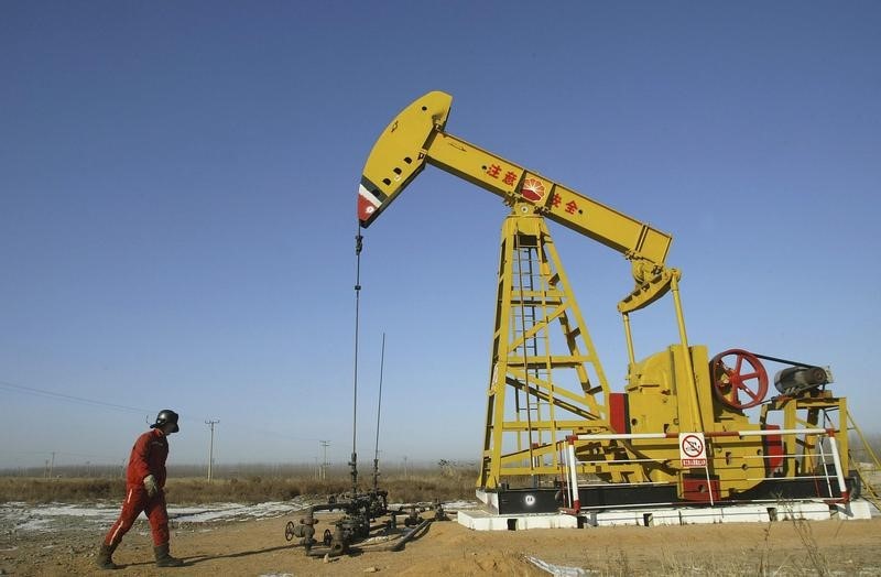 © Reuters. Станок-качалка на месторождении компании PetroChina 