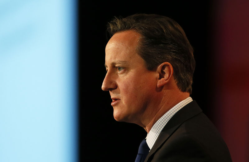 © Reuters. Britain's Prime Minister David Cameron speaks at the British Chambers of Commerce annual meeting in central London