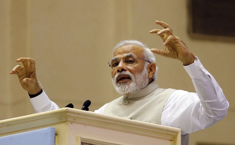 © Reuters. India's PM Modi speaks at the inaugural session of Re-Invest 2015, the first Renewable Energy Global Investors Meet & Expo, in New Delhi