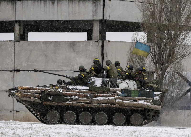 © Reuters. قيادي انفصالي: الانفصاليون سيواصلون القتال للسيطرة على بلدة بشرق اوكرانيا
