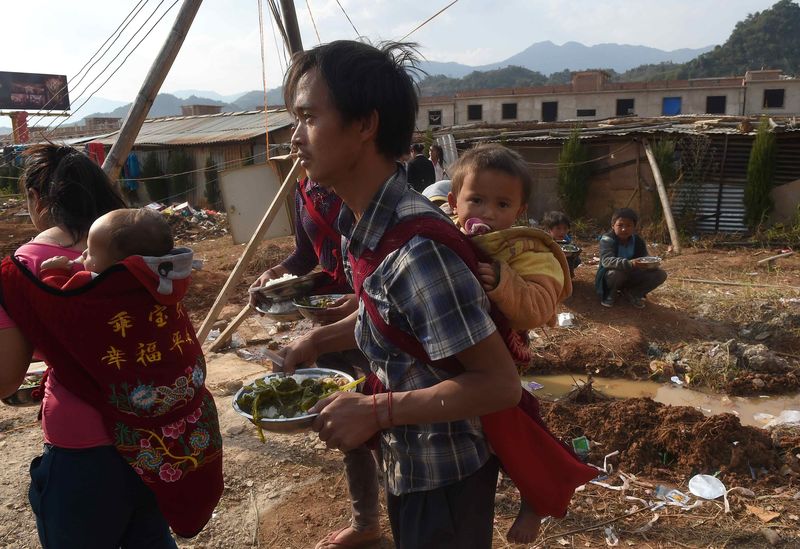 © Reuters. الصين تقول إن آلافا أجبروا على الهرب من القتال في ميانمار