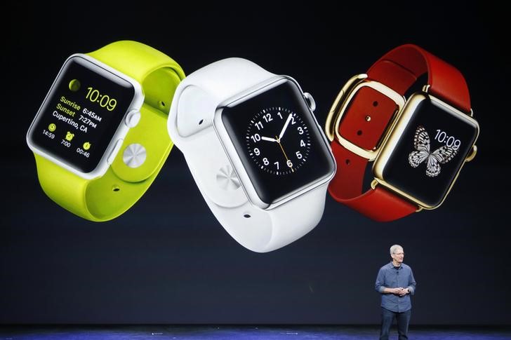 © Reuters. Apple CEO Tim Cook speaks about the Apple Watch during an Apple event at the Flint Center in Cupertino