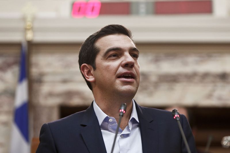 © Reuters. El primer ministro griego rehúsa ser "chantajeado", se agota la paciencia de la UE