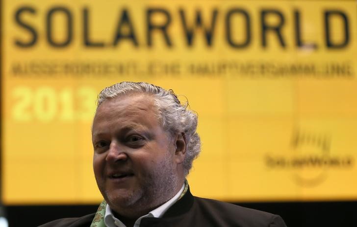 © Reuters. SolarWorld founder and CEO Asbeck is seen before an extraordinary shareholders meeting in Bonn