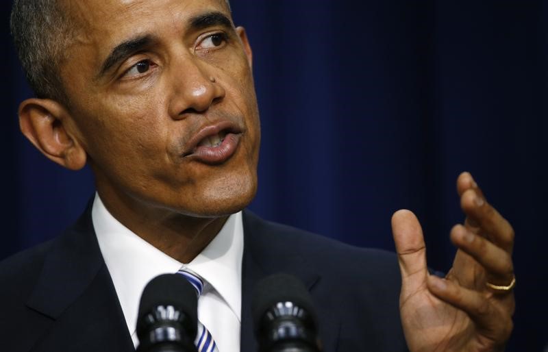 © Reuters. اوباما يدعو المسلمين في امريكا الي دعم جهود التصدي لعنف التطرف