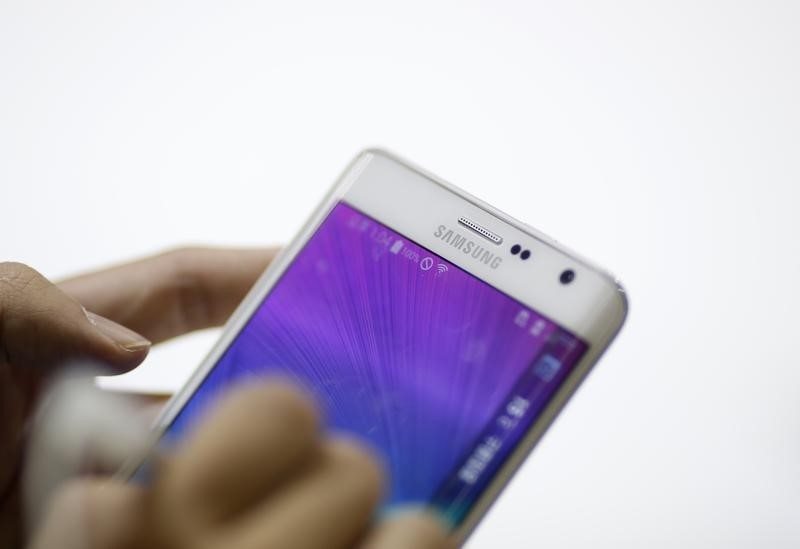 © Reuters. Samsung compra la empresa de pagos con el móvil LoopPay