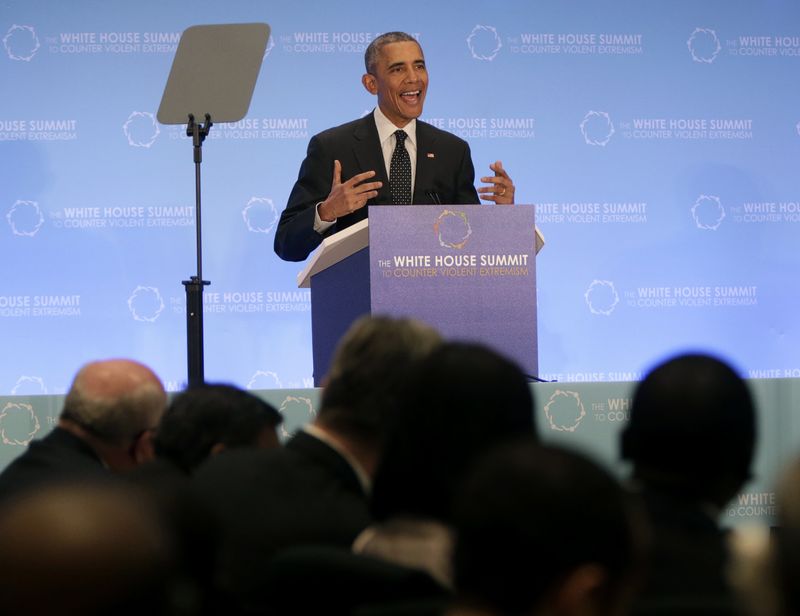 © Reuters. United States President Obama delivers remarks during the White House Summit on Countering Violent Extremism in Washington