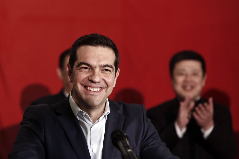© Reuters. Tsipras, optimista sobre acuerdo para extender préstamo a seis meses"