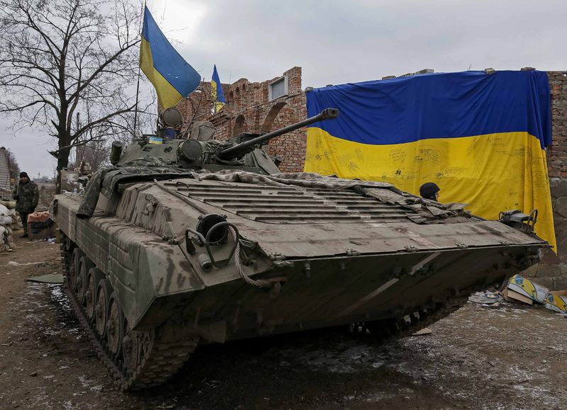 © Reuters. كييف تتهم روسيا بإرسال مزيد من الدبابات إلى شرق أوكرانيا