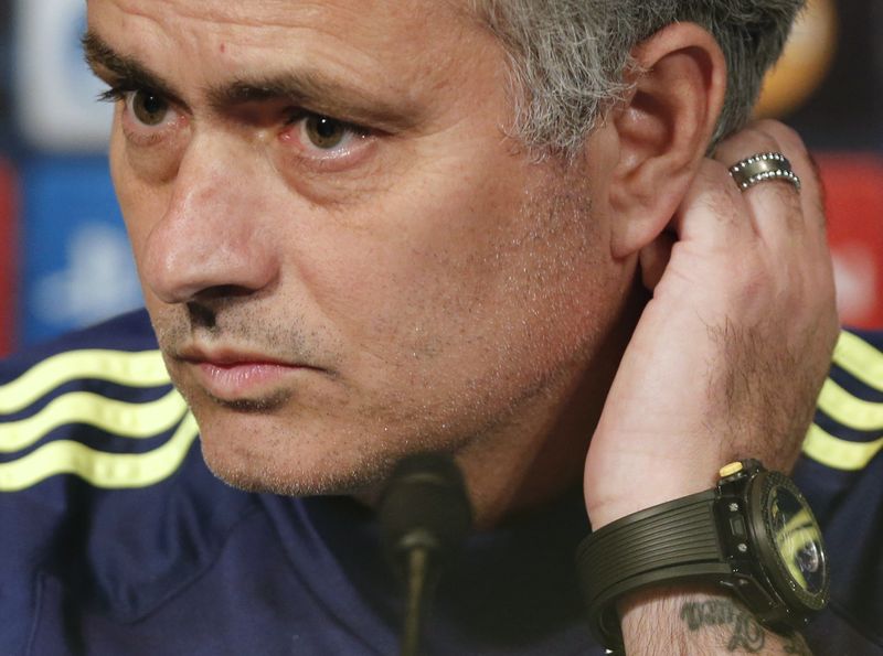 © Reuters. Técnico do Chelsea, José Mourinho, em entrevista coletiva 