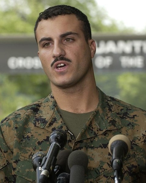 © Reuters. إدانة جندي أمريكي بالهروب من الخدمة في العراق